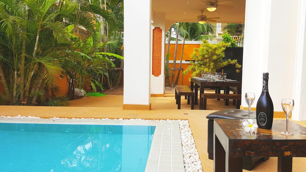 Hideland - The Luxury Tropical Villa Pattaya ภายนอก รูปภาพ