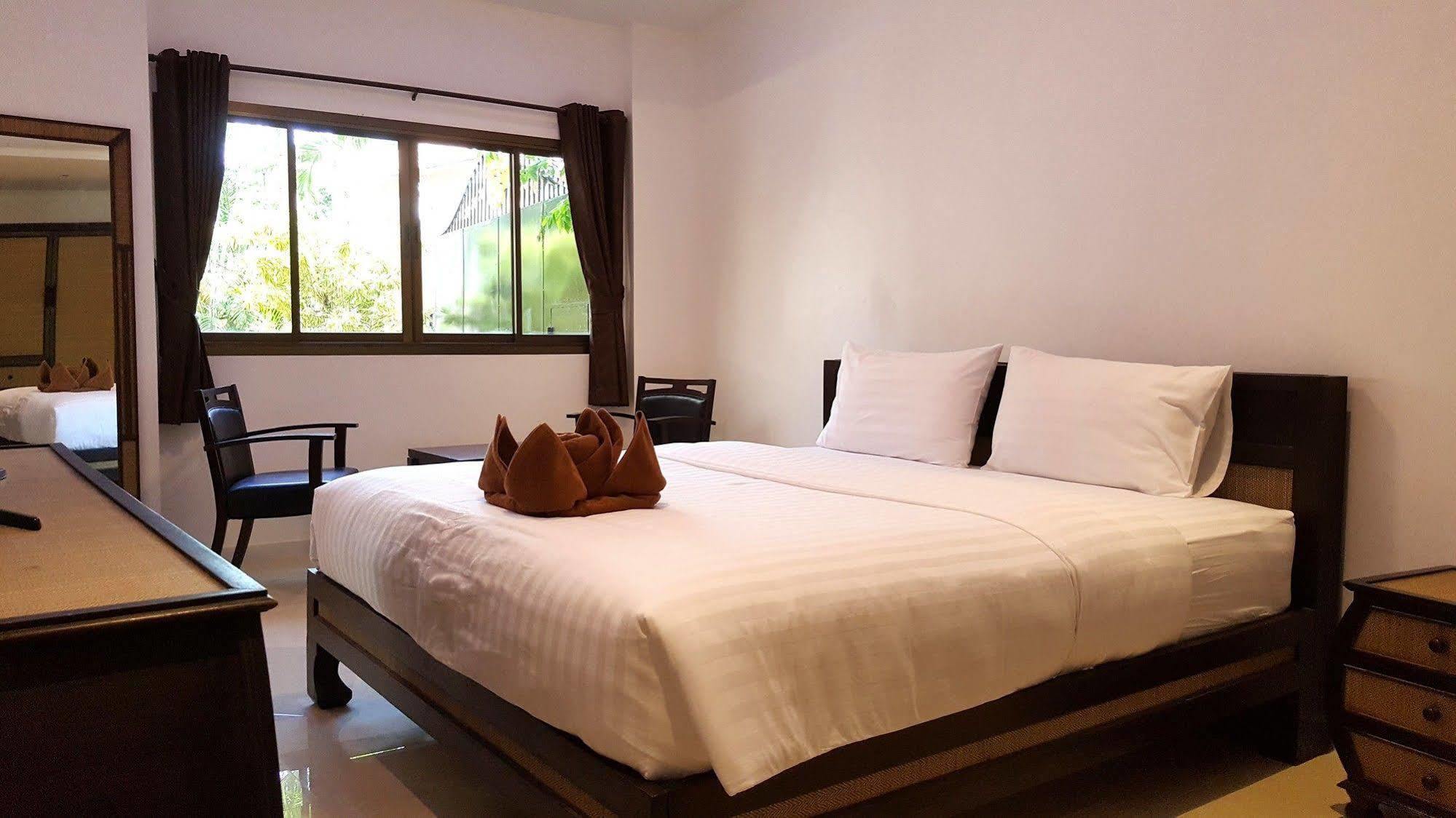 Hideland - The Luxury Tropical Villa Pattaya ภายนอก รูปภาพ