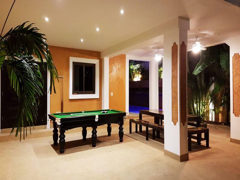 Hideland - The Luxury Tropical Villa Pattaya ภายนอก รูปภาพ