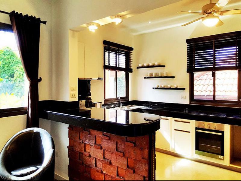 Hideland - The Luxury Tropical Villa Pattaya ภายนอก รูปภาพ